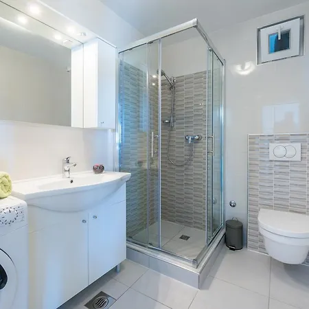 Clearview 3 *